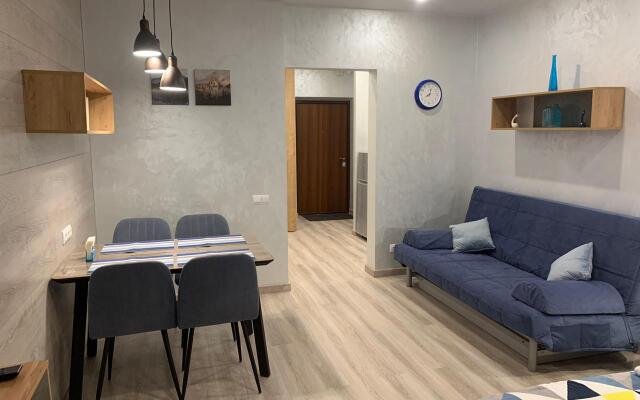 Апартаменты Дизайнерские апартаменты-студия в ЖК Граф Орлов