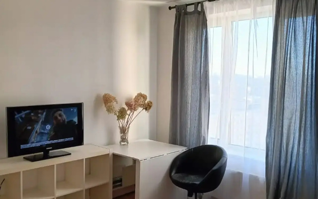 V Novom Komplekse Na Neve Flat