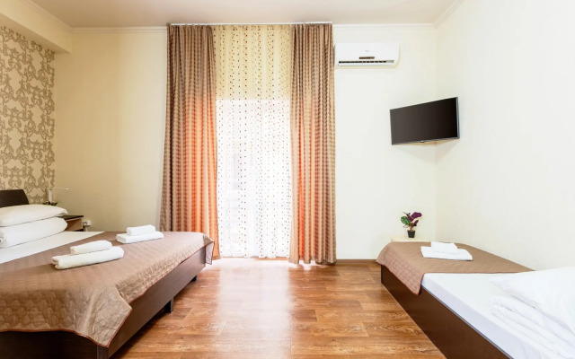 Lotos Guest House