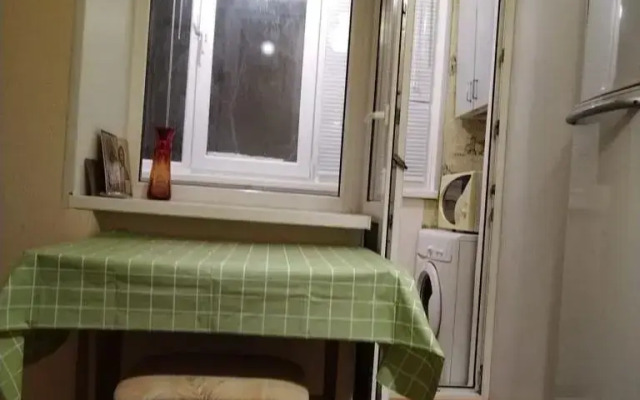 Na Permyakova 7 Flat