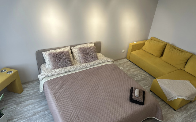 Uyutnaya kvartira na poberezhye Zelenogradska Flat