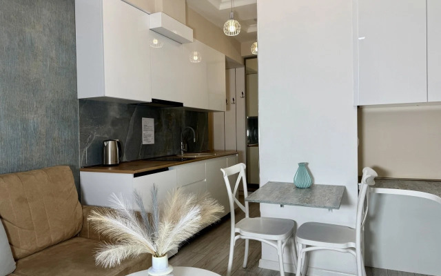 Stylish Apt 2 In City Center Apartments