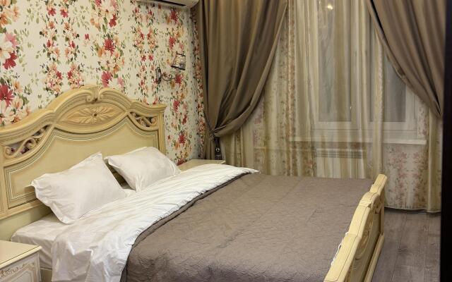 Flat na Simonovskoy Naberezhnoy