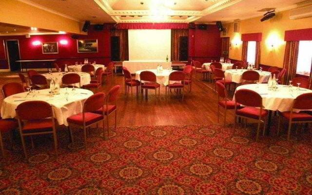 Consort Hotel