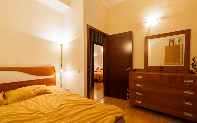 V Samom Tsentre Moskvi Flat