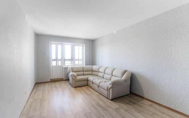 V Novom Dome Flat