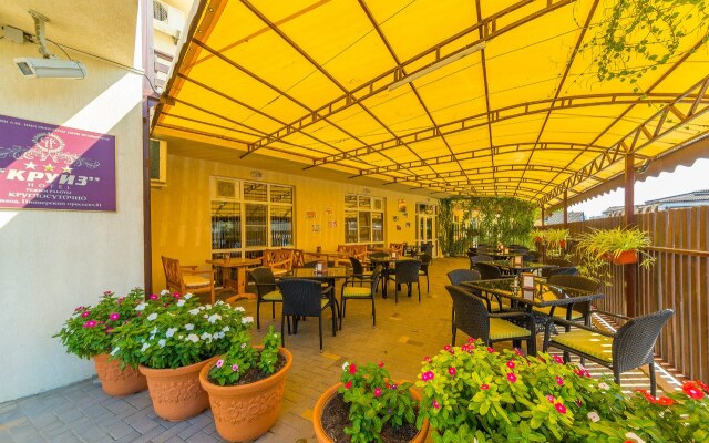 Kruiz Hotel