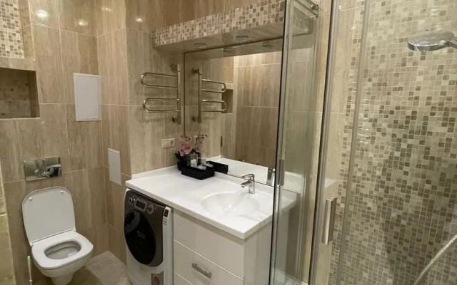 V Novom Elitnom Dome Flat