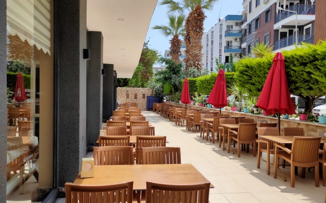 Altinersan Altinkum Didim Hotel