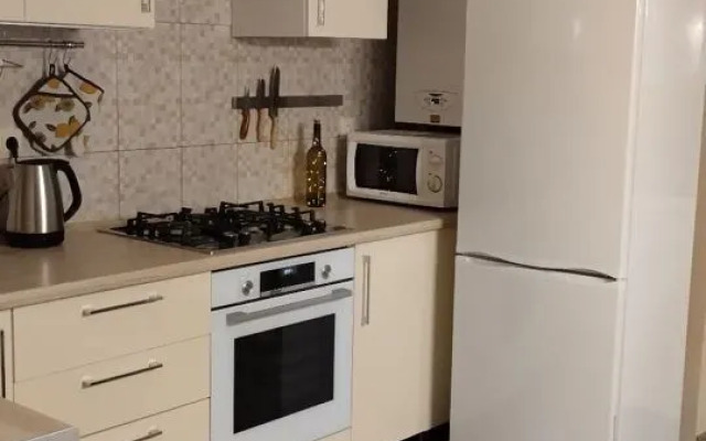 Na Ulitse Podvoyskogo 68 Flat