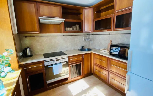 Apartamenty Dvuhkomnatnye apartamenty 50 let Oktabra 9/6