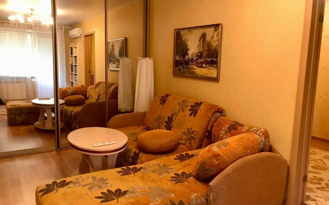 Квартира 2-комнатная с балконом на Ленина