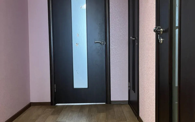 Kvartira Otlicnaa Dvuska v Centre Noabr'ska