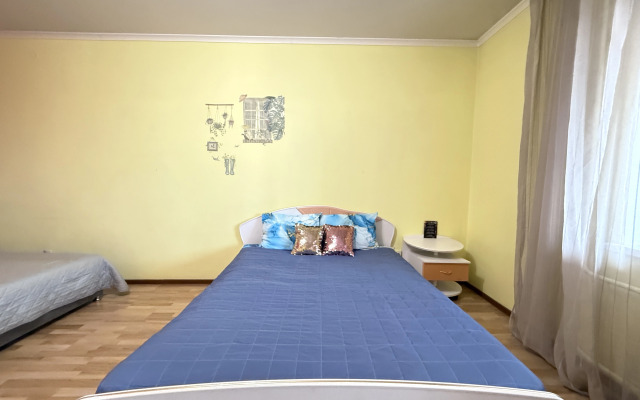 Апартаменты Пион в центре города с лаундж зоной