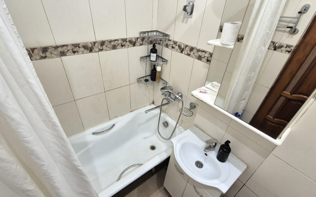 Квартира 2х Комн на Оранжерейной