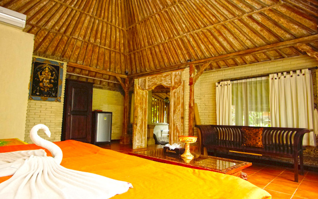 Okawati Hotel