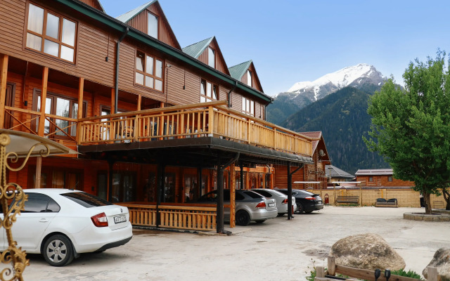 Hotel Hayat-Haus