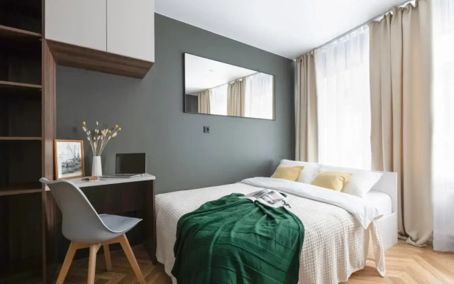 Апартаменты 1 на площади Восстания (Сов 1)