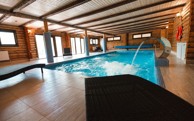 Zagorodny klub Kura-Tsetse Hotel