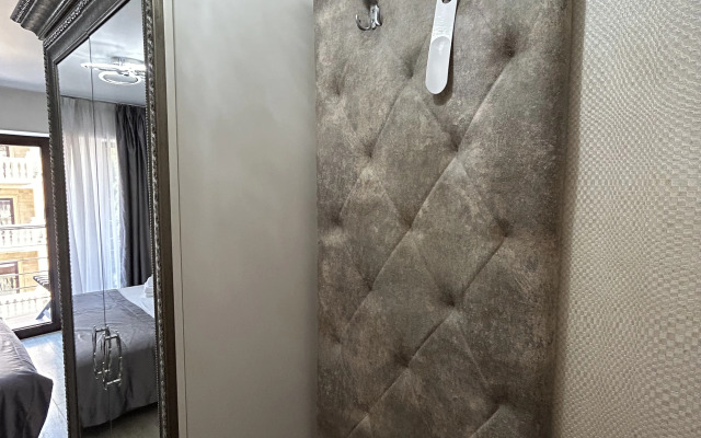 U Morya, Kruiz Lenina 219/5 Apartments