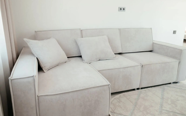 Chastnyij Dom s Novyim Remontom Private house