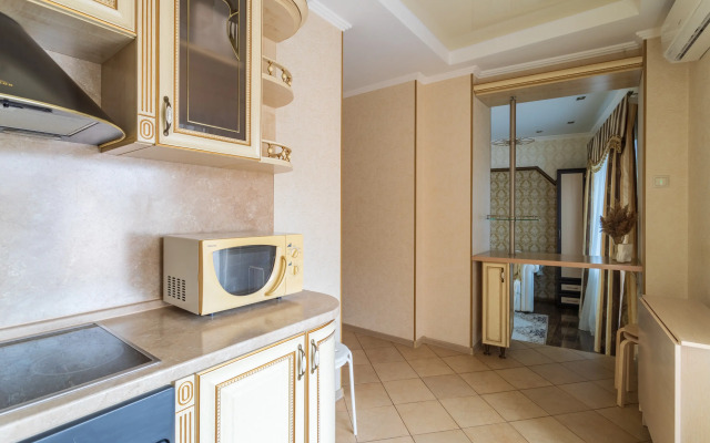 40 Rivyera TatNeftArena Chasha Flat