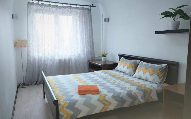 Dvushka V Tsentre Sochi Krovat I Divan Flat