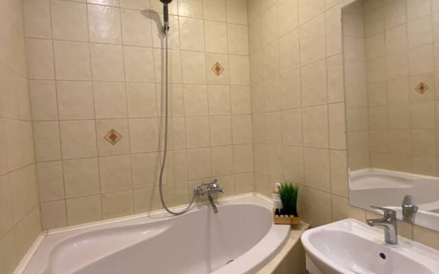 Metro Frunzenskaya Apartment Gorky Central Park