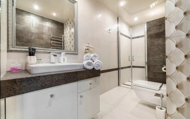 Shikarniye s Dizaynerskim Remontom Apartments