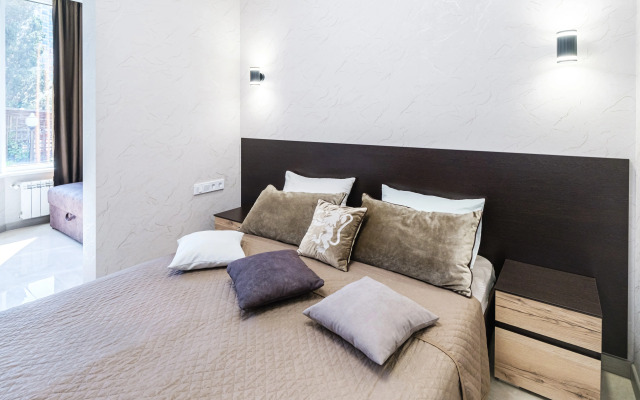Luxury v Tsentre Sochi Flat