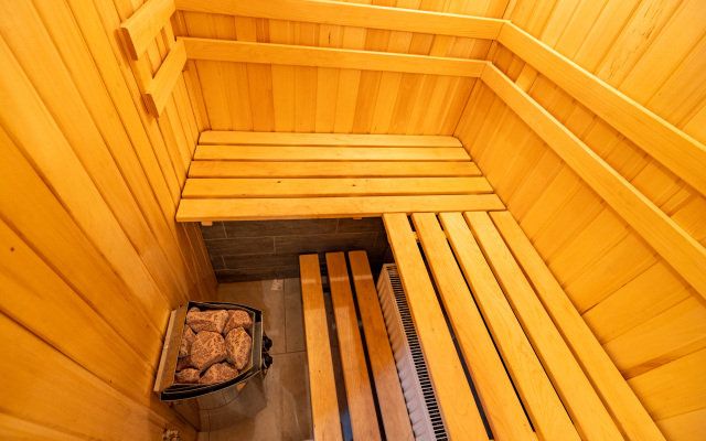 Двухуровневая квартира с сауной Огонь-Вода