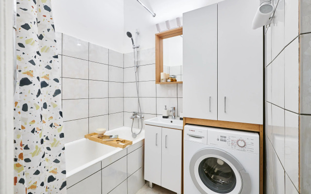 GM Tihaya i uyutnaya Trekhkomnatnaya na Krasnopresnenskoj naberezhnoj Apartments