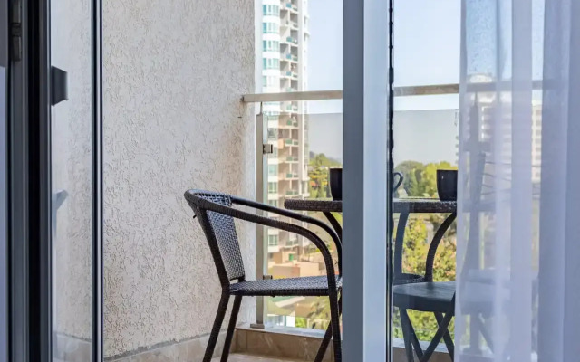 V Tsentre,lyuks Vmestimostyyu 6 Chelovek Apartments