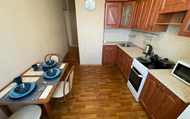 Uyutnaya vozle metro Troparevo Apartment