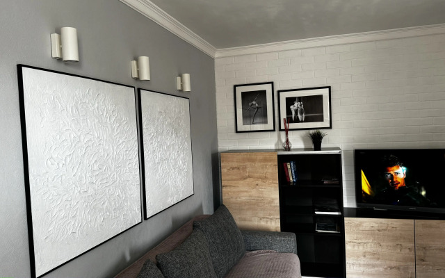 Апартаменты на улице Красной Позиции 11