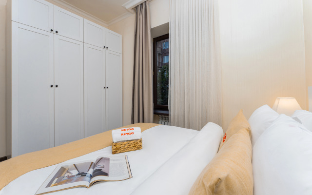 Keygo #0158 1 Spalnya, Balkon, v Tsentre Goroda Apartments