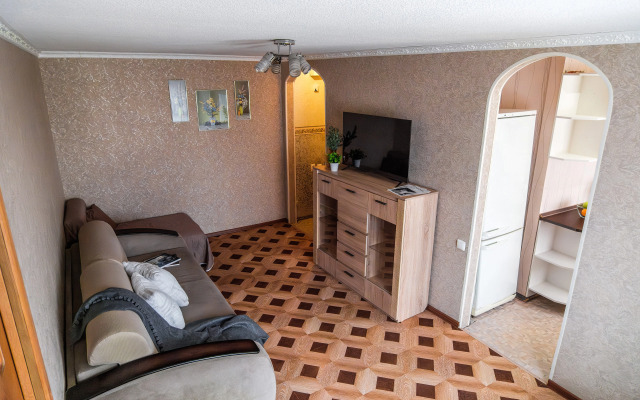 Апартаменты Двухкомнатные по Авиаторов 7