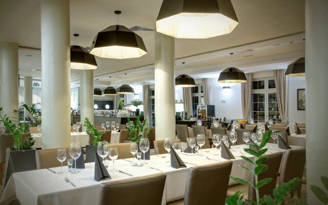 Отель Arche Częstochowa