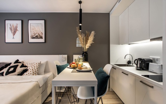 Apartamenty Stilnye Apartamenty U Metro Bukharestskaya Flat