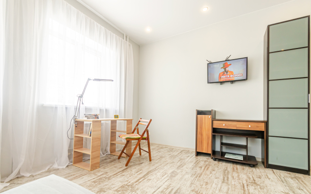 Апартаменты 1-к квартира на Санфировой 99 (с джакузи)