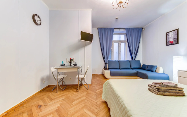 Квартира Gallery apartment