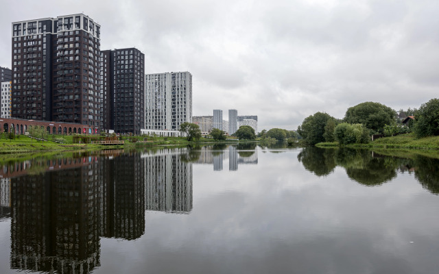 Na Ulitse Lobanovskiy Les Flat