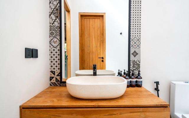 Hijau by EVDEkimi – Charming 2BR Escape with Pool, Outdoor Lounge, Lush Garden – Long Stay Extras Villa