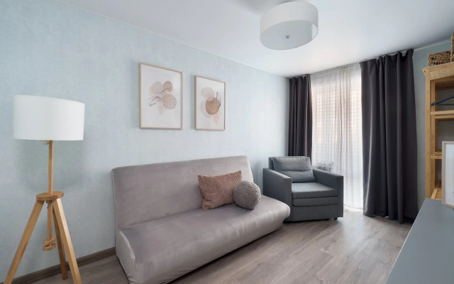 Апартаменты Большие рядом с метро и Заливом