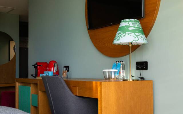 Khedi Hotel