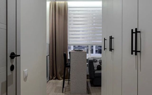 Semeynye na 3-kh gostey u metro Spartak Apartments