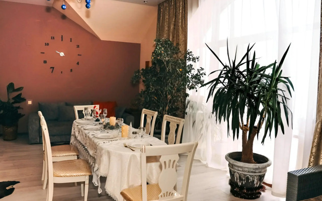 Частный дом Таунхаус со своим двором Кубанский Дворик 1