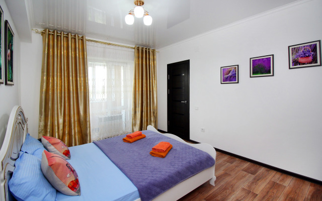 294 Raduzhny Bereg Flat