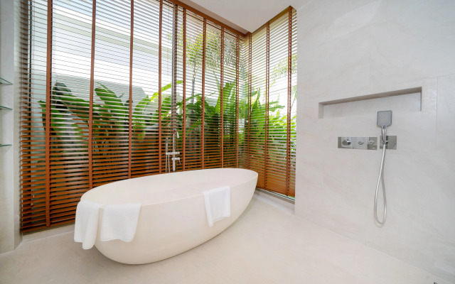 Swimming Pool Villa