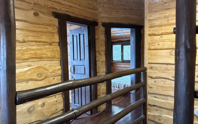 Serebryanye Ruchyi Guest House